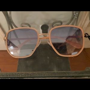 QUAY sunglasses NWT